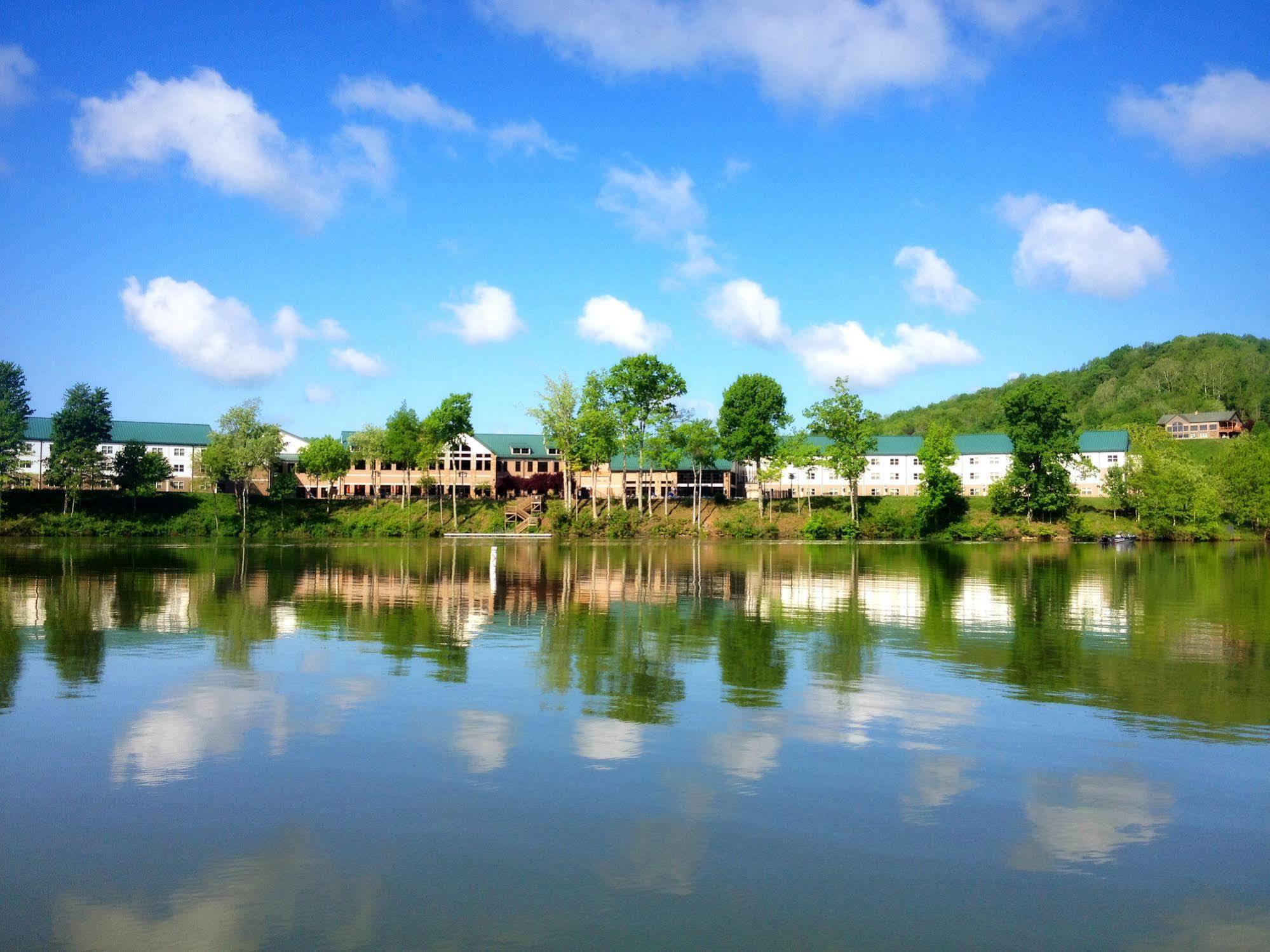 Stonewall Resort Roanoke Exterior foto